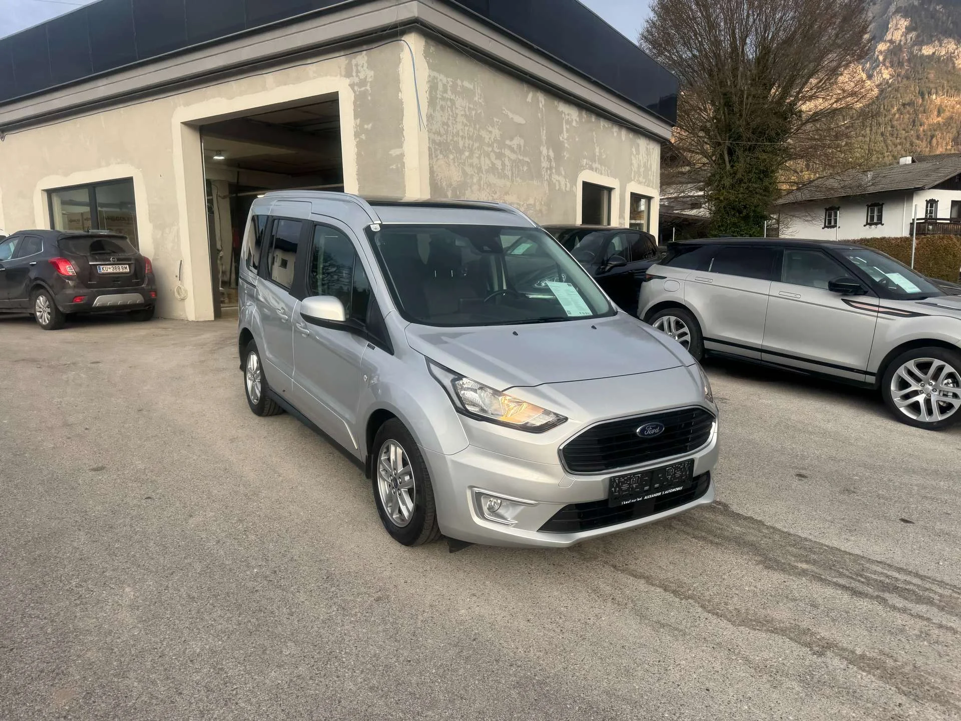 Ford Tourneo Connect  Titanium