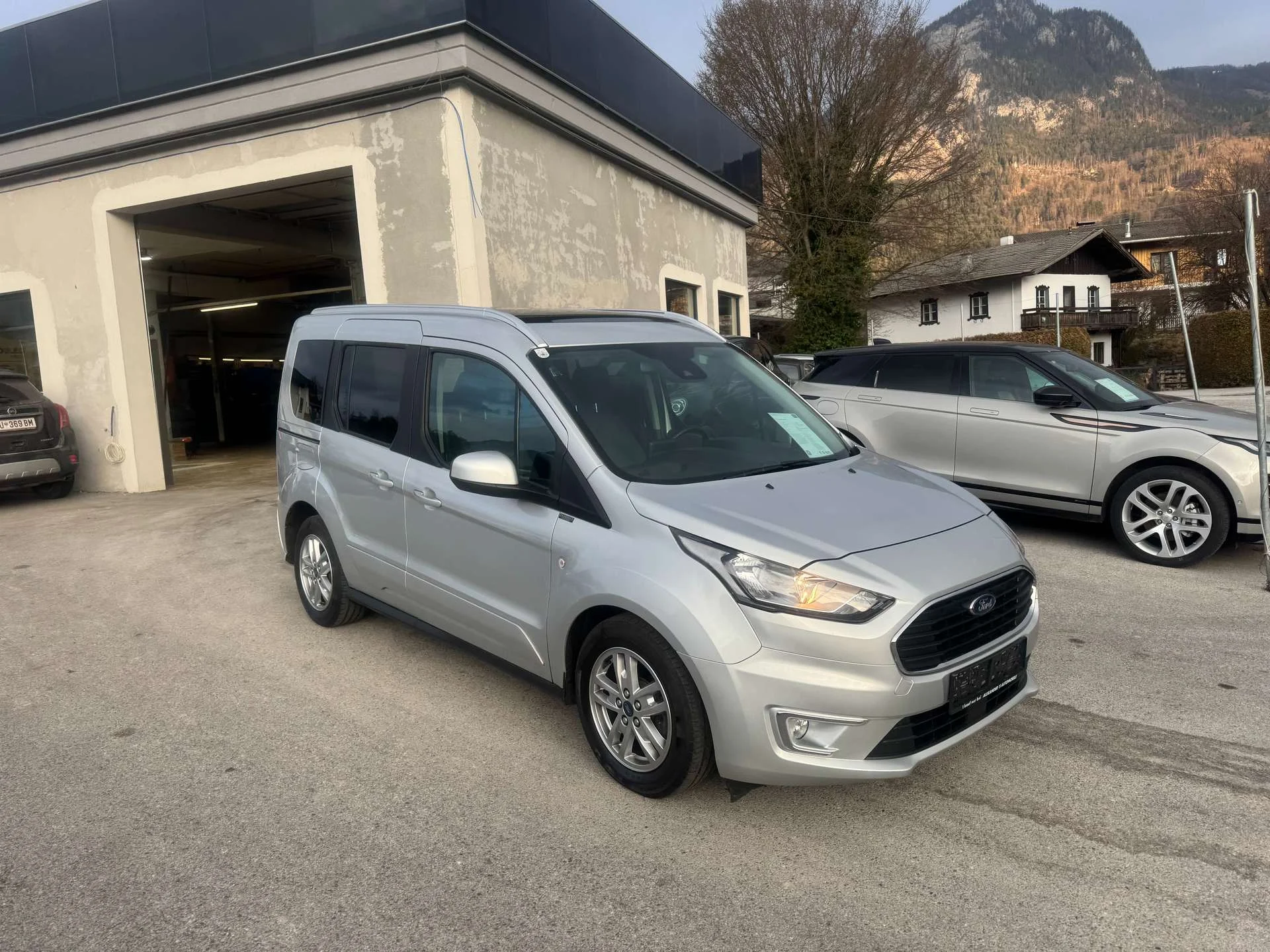 Ford Tourneo Connect  Titanium