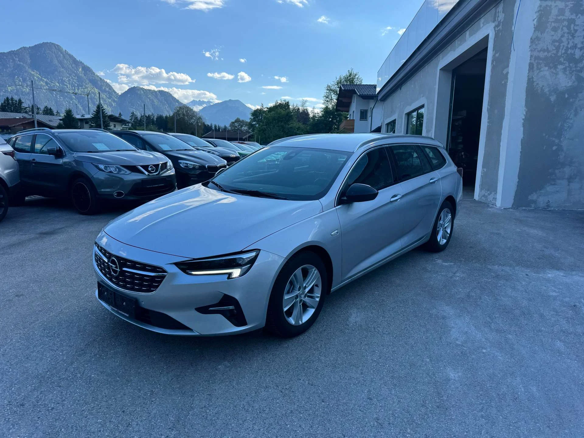 Opel Insignia  Elegance