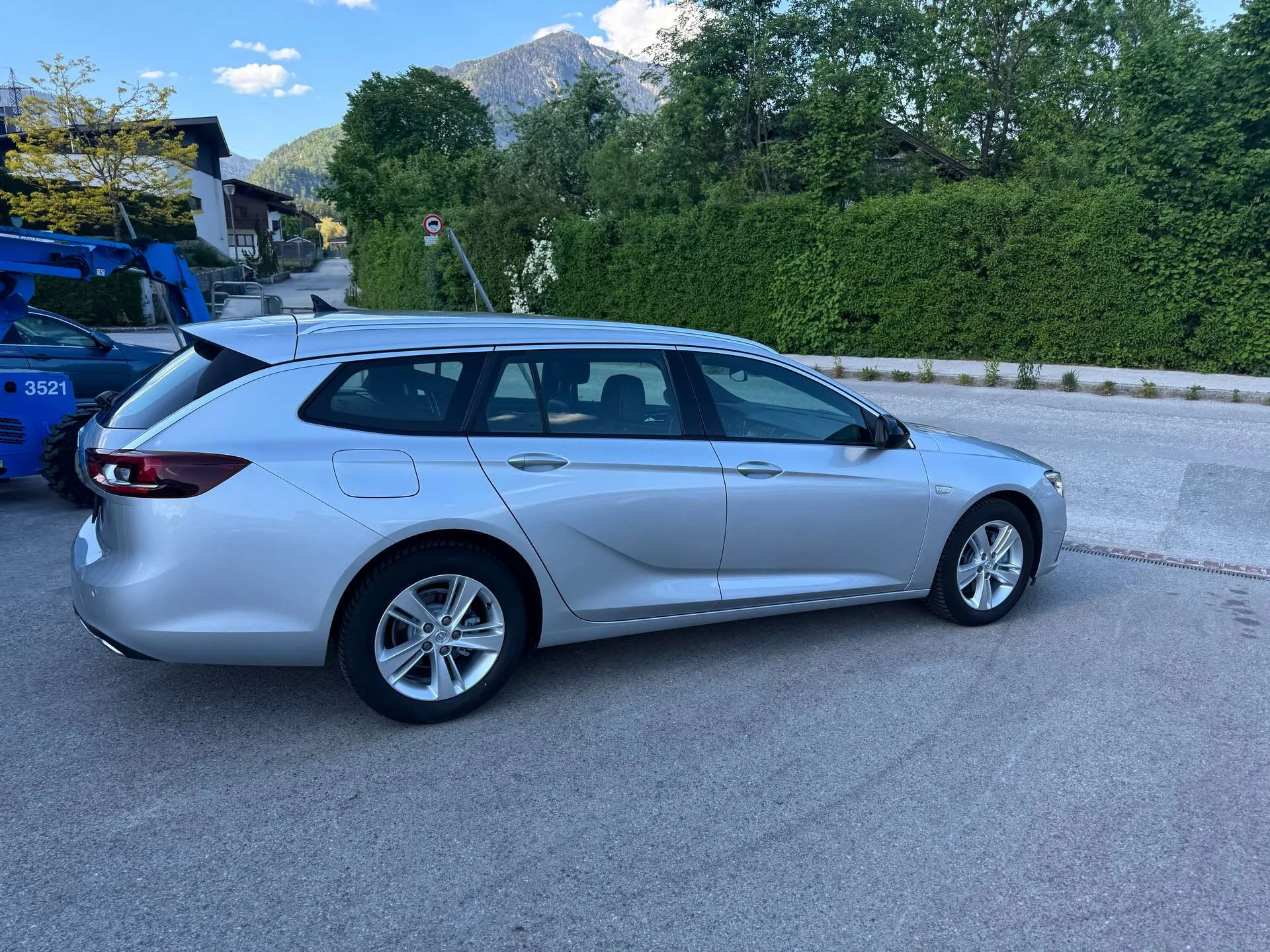 Opel Insignia  Elegance