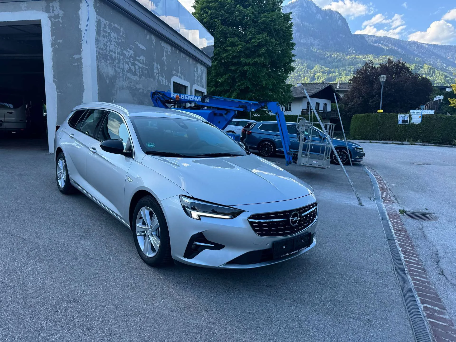 Opel Insignia  Elegance