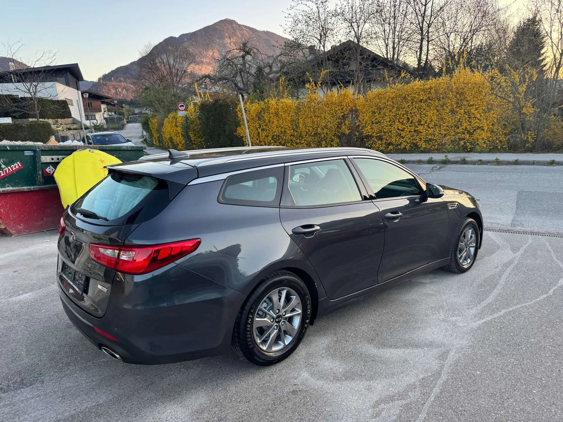 Kia Optima  Edition 7