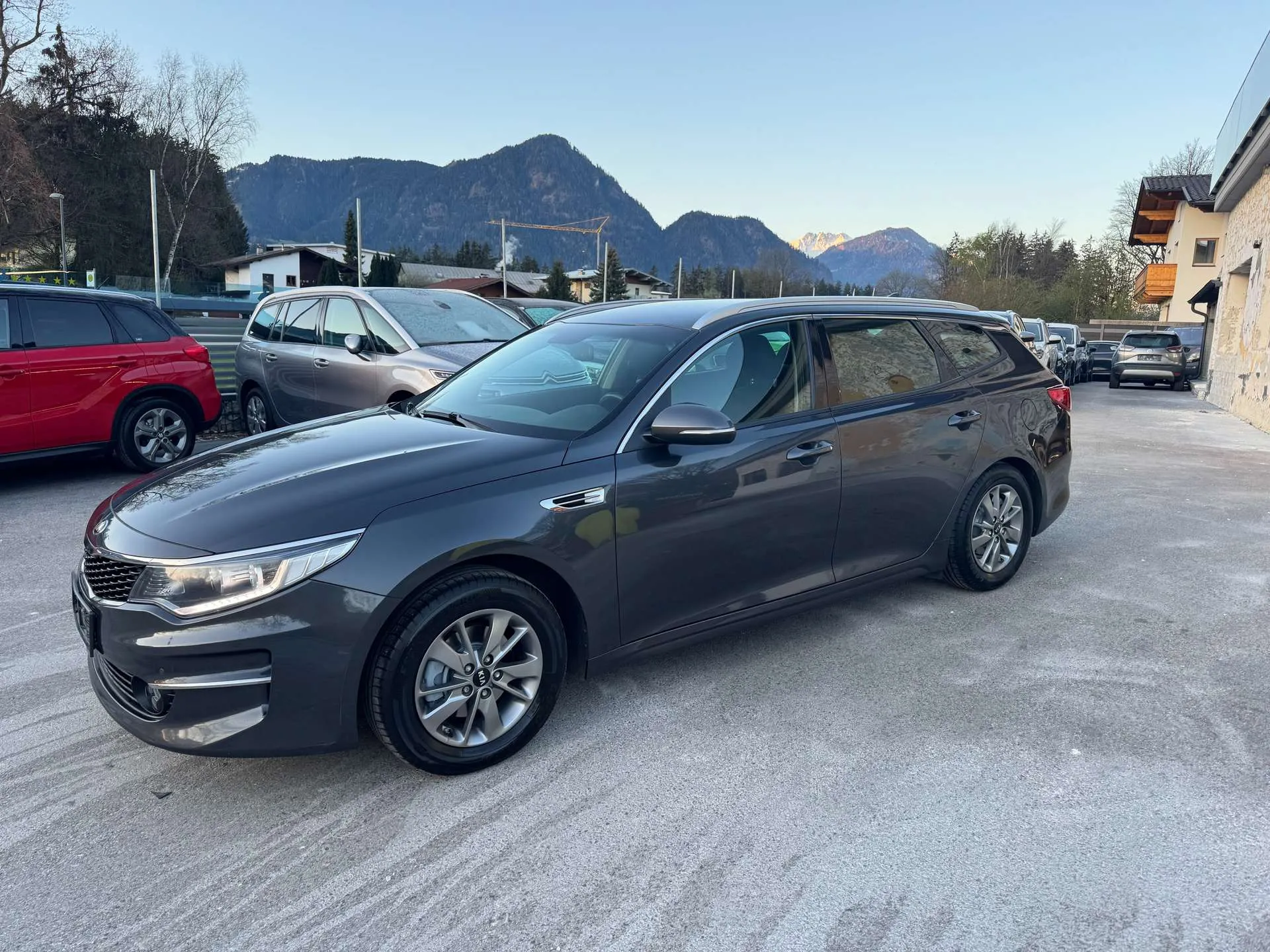 Kia Optima  Edition 7