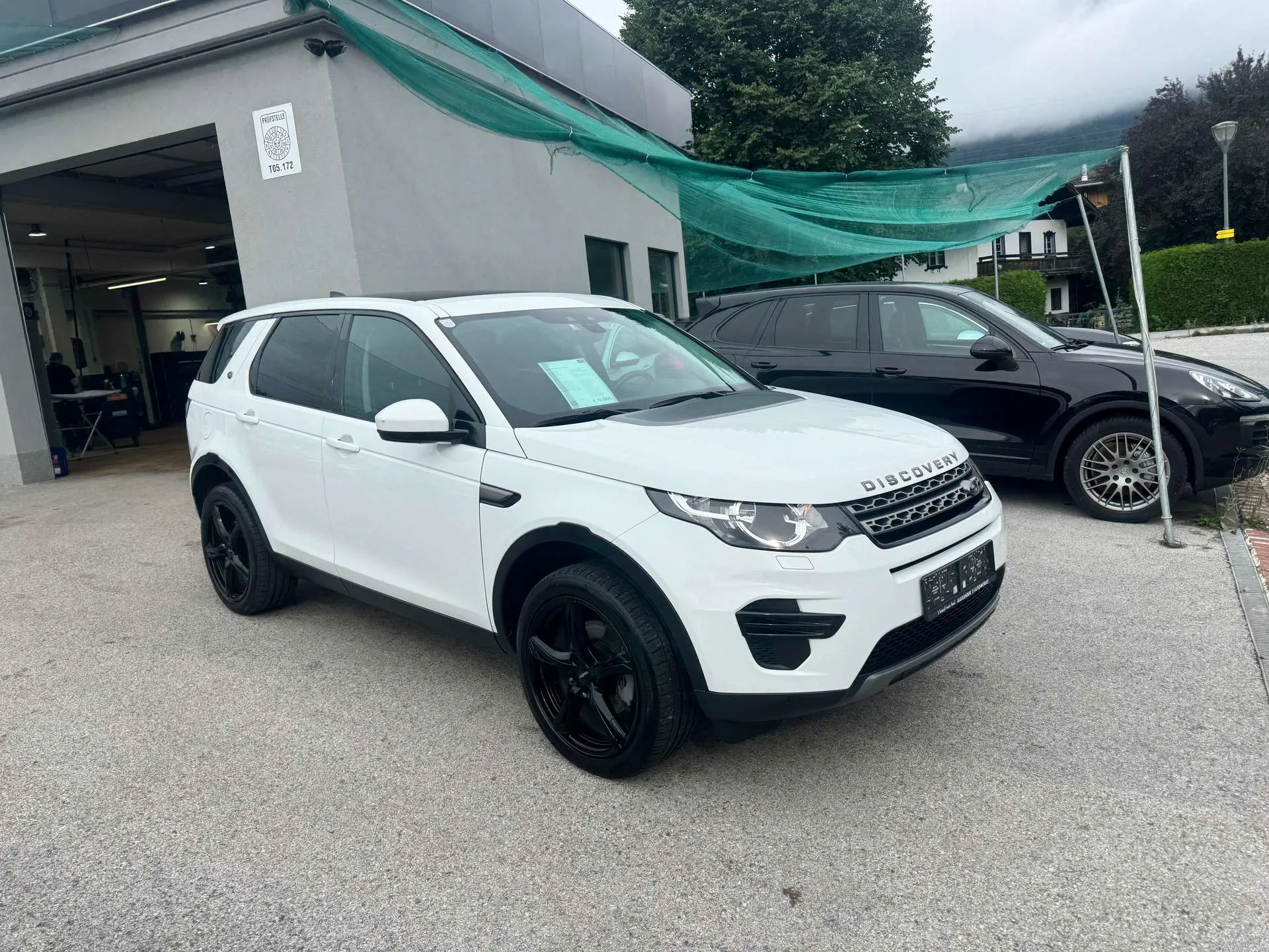Land Rover Discovery Sport  SE AWD