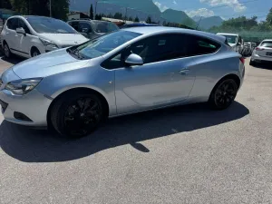 Opel Astra  Basis