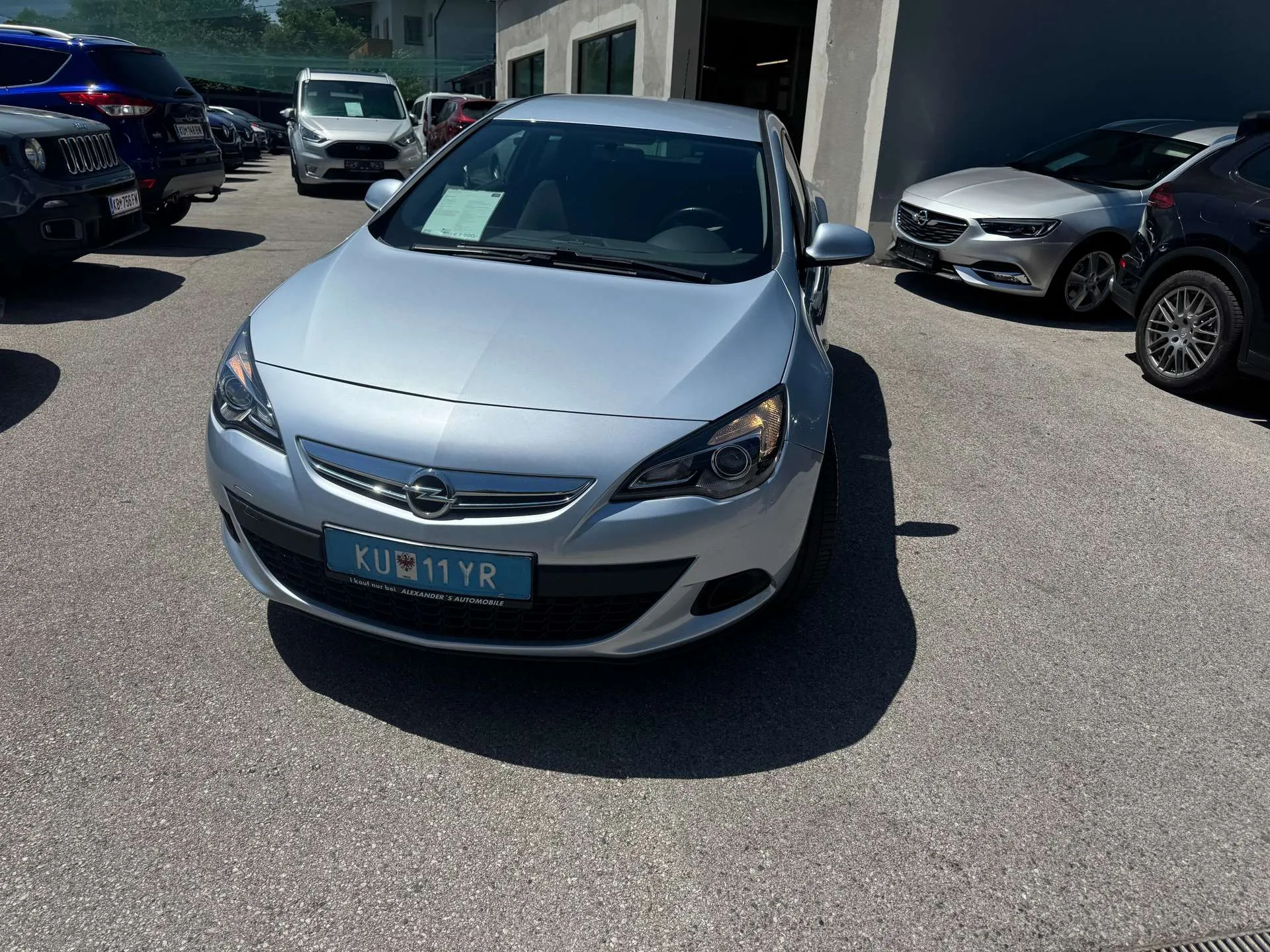 Opel Astra  Basis