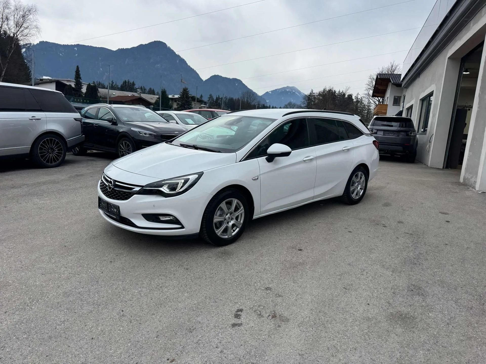 Opel Astra  Edition