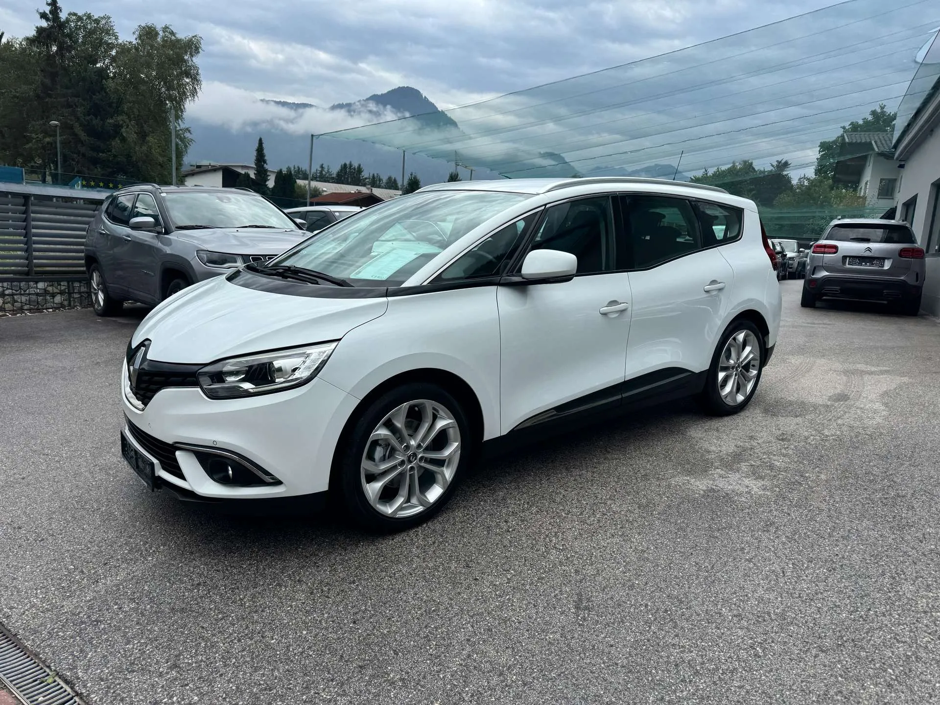 Renault Grand Scenic  Grand Scénic 115 Intens Intens 7 Sitzer