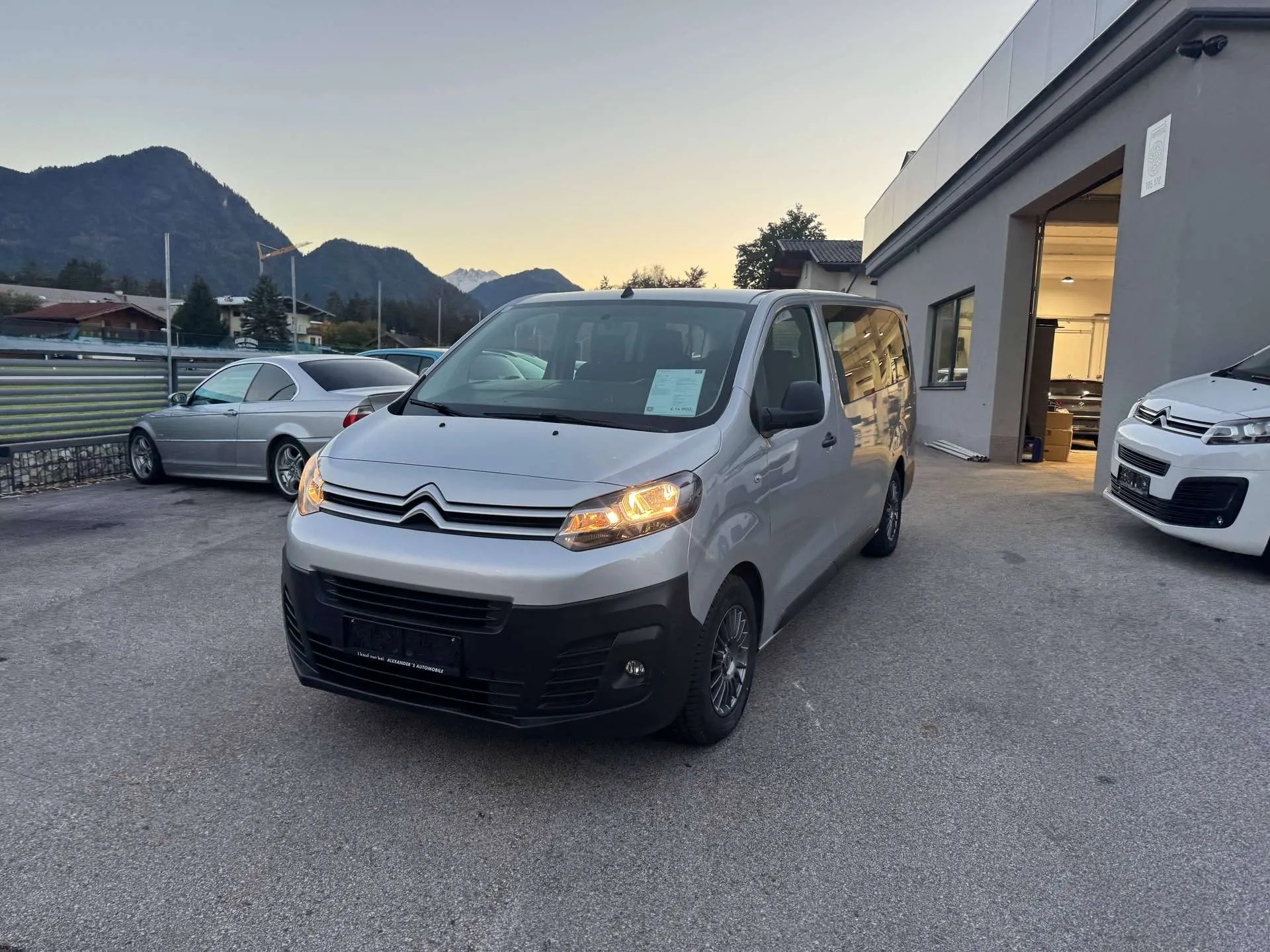 Citroen Jumpy  9 Sitzer Bus