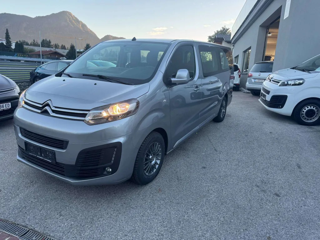 Citroen Jumpy  9 Sitzer Bus