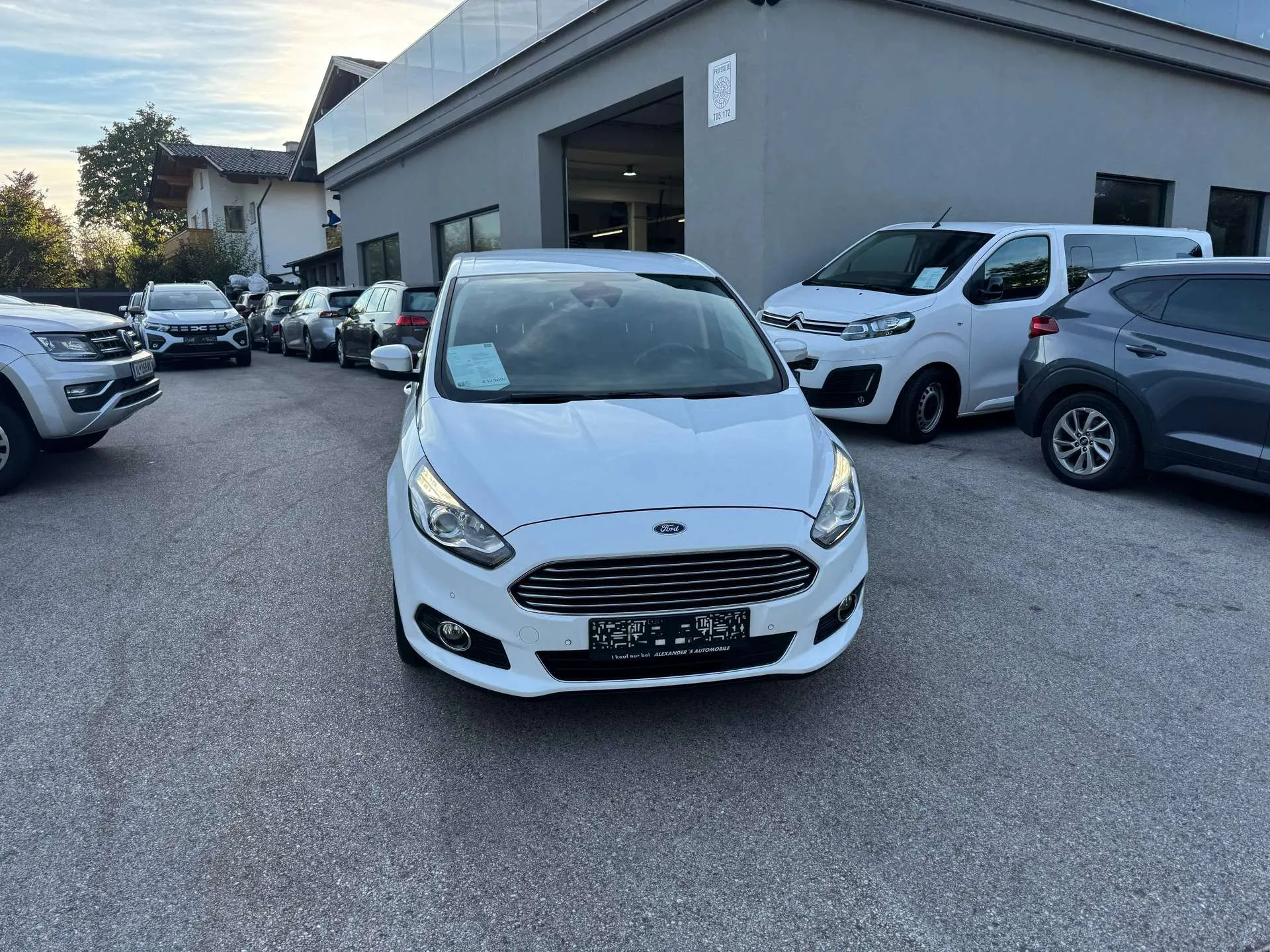 Ford S-Max  Titanium
